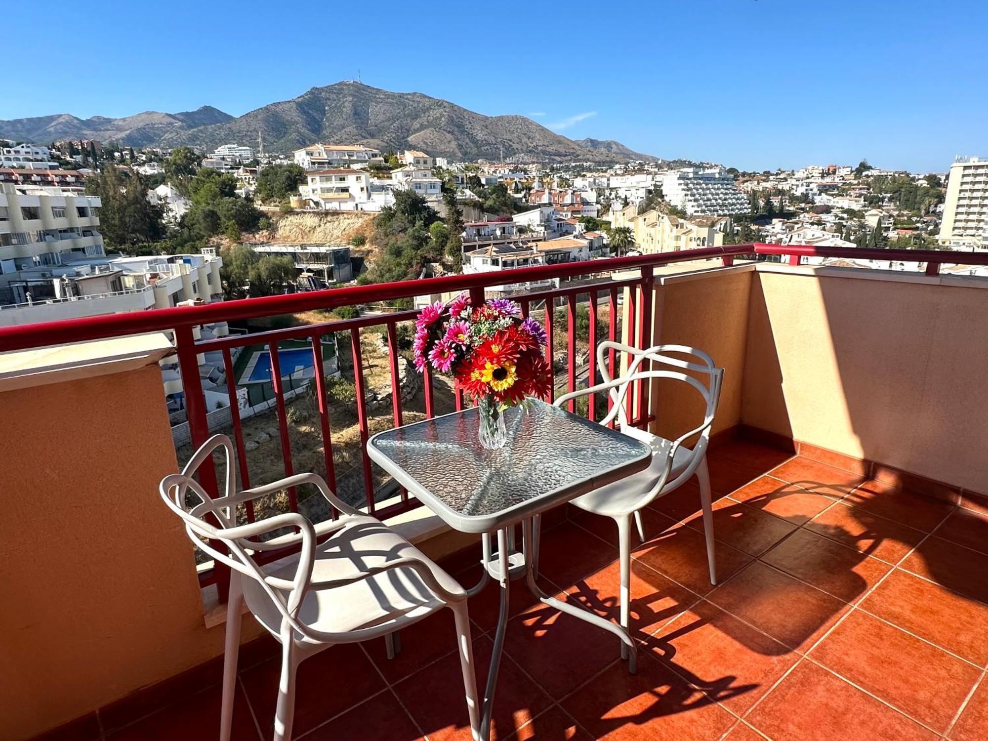 In Costa Del Sol, Sea, Sunshine & Views Appartement